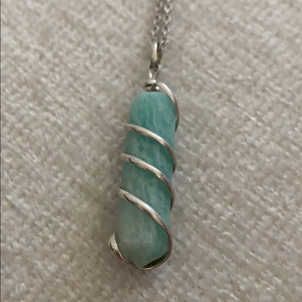 Turquoise Crystal necklace - Picture 2 of 3